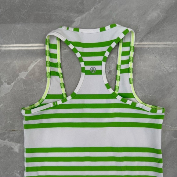 Women’s Lululemon Cool Racerback Striped Tank Top Ocean Stripe Frond Size 2 - Picture 10 of 16